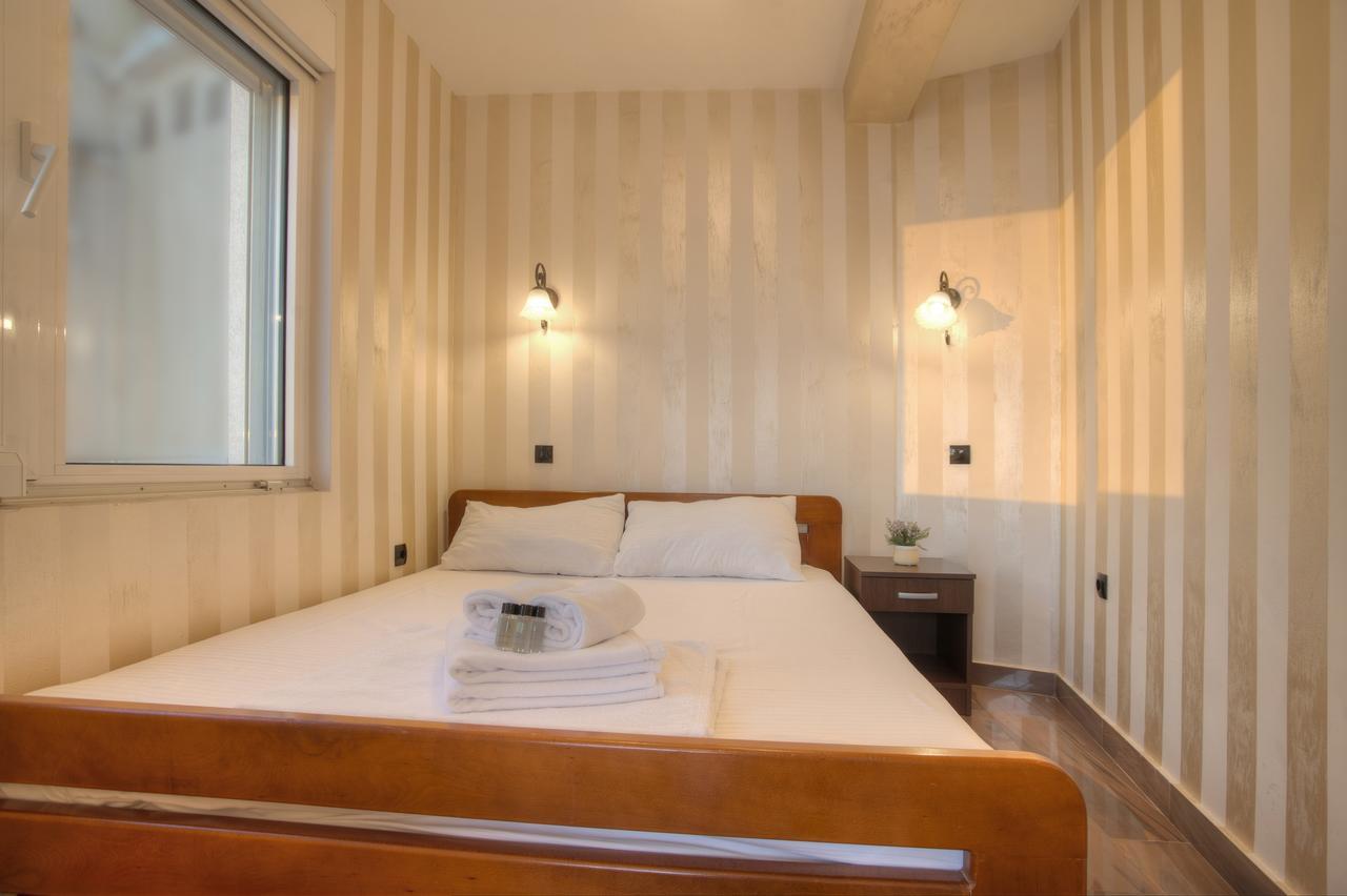 Apartment Dzaleta Sveti Stefan Exteriör bild